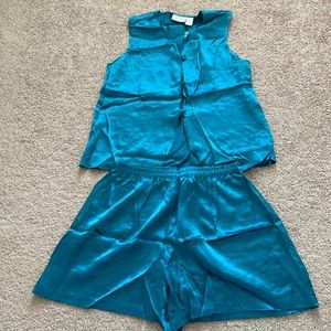 NWT Vintage Victoria Secret Blue/Green Silk Lounge/Pjs Set
